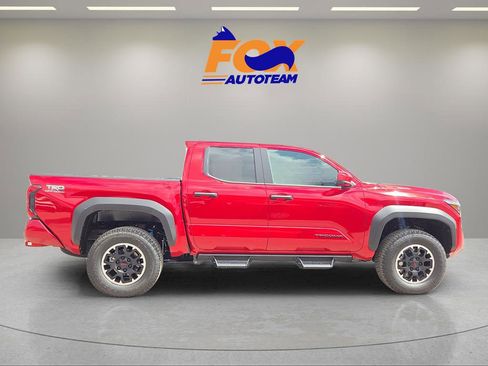 New 2026 Toyota Tacoma TRD Off-Road AWD/4WD image 5