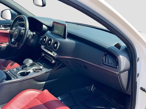 Used 2020 Kia Stinger GT2 AWD/4WD image 31