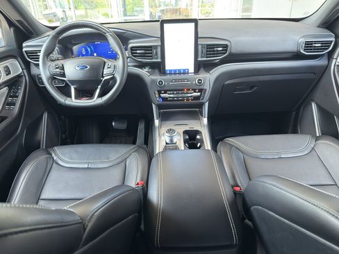 Used 2020 Ford Explorer ST w/ ST Street Pack image 21