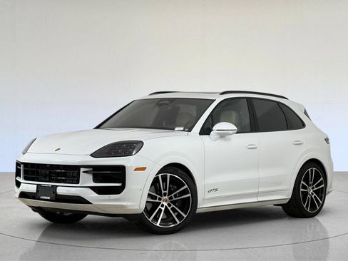 Certified 2026 Porsche Cayenne GTS AWD/4WD image 1