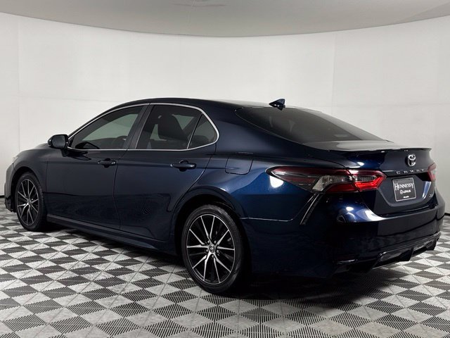 Used 2021 Toyota Camry SE FWD image 4