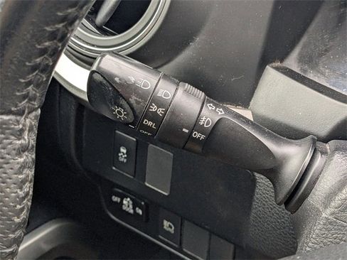 Used 2020 Toyota Tacoma SR5 image 24