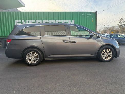 Used 2016 Honda Odyssey SE image 6