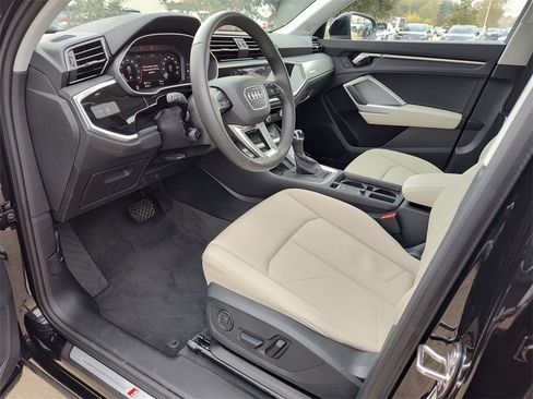 Certified 2025 Audi Q3 2.0T Premium w/ Convenience Package image 2