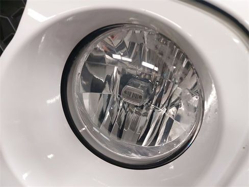 Used 2022 Jeep Gladiator Sport image 28