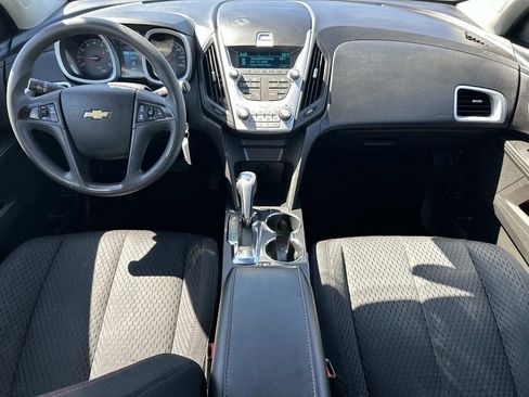 Used 2015 Chevrolet Equinox LS FWD image 13