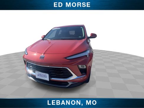 Used 2024 Buick Encore GX Preferred w/ Comfort Package image 3