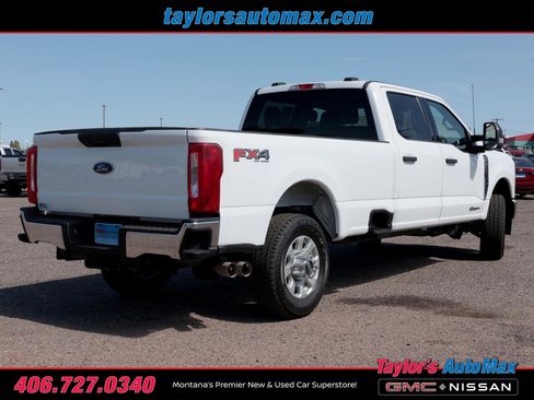 Used 2023 Ford F350 XLT w/ FX4 Off-Road Package AWD/4WD image 4