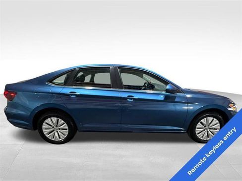 Used 2019 Volkswagen Jetta S w/ Driver Assistance Package image 4