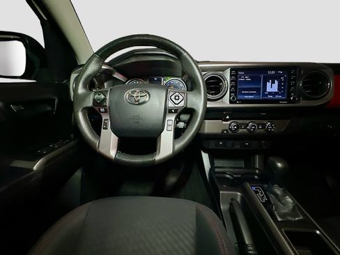 Used 2023 Toyota Tacoma SR5 RWD image 30