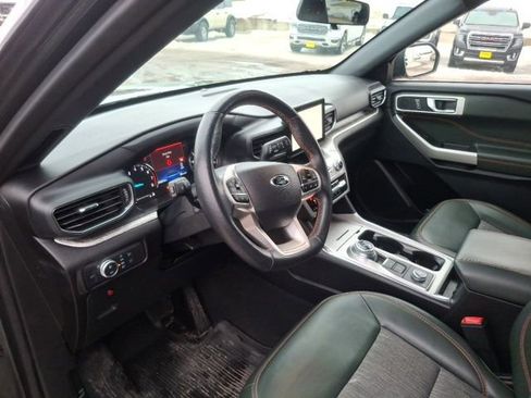Used 2022 Ford Explorer Timberline image 12