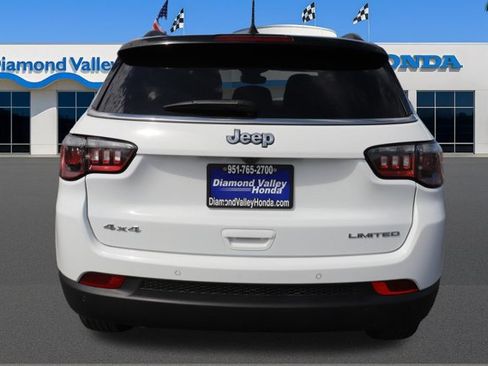 Used 2025 Jeep Compass Limited AWD/4WD image 5