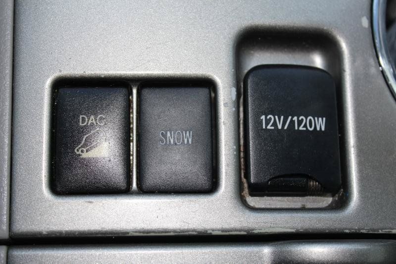 Used 2013 Toyota Highlander 4WD w/ Cold Weather Pkg image 29