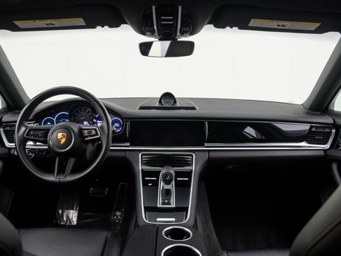 Used 2022 Porsche Panamera 4S image 11