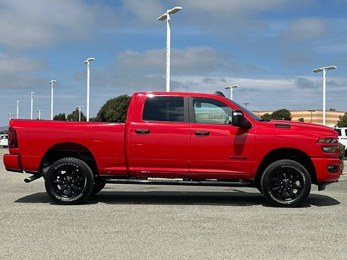Used 2026 RAM 2500 Big Horn AWD/4WD image 3