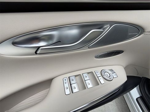 New 2026 Genesis GV70 2.5T Advanced image 15