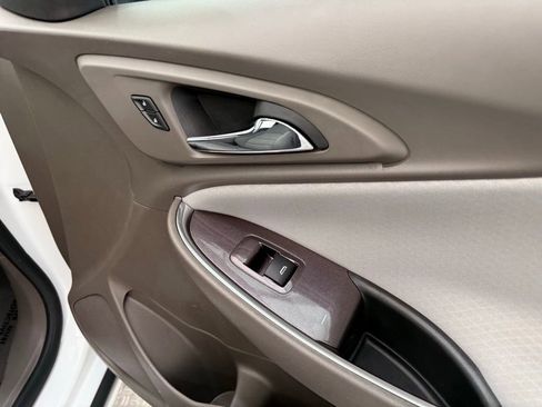 Used 2020 Chevrolet Malibu LT w/ Fleet LT Safety Plus Package image 20