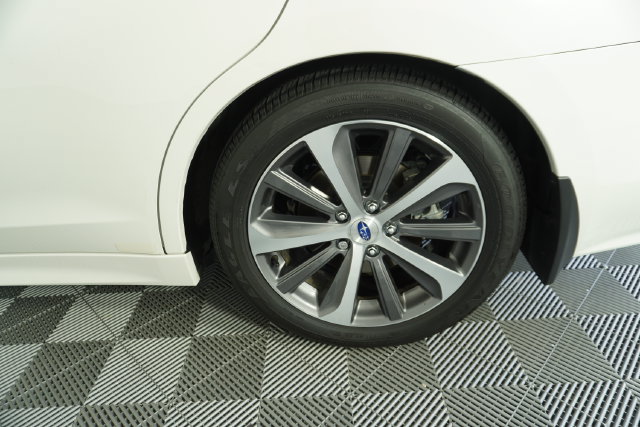 Used 2017 Subaru Legacy 3.6R Limited AWD/4WD image 18