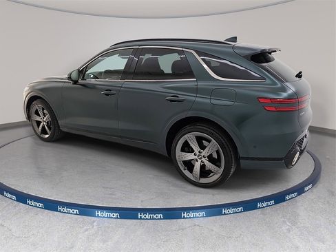 Used 2024 Genesis GV70 2.5T w/ Sport Prestige Package image 10
