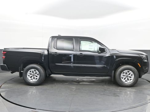 New 2026 Nissan Frontier S image 8