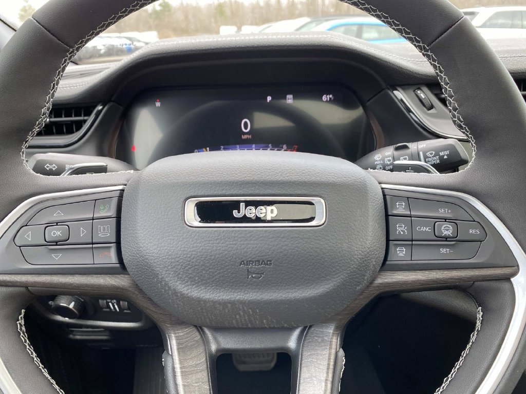 New 2026 Jeep Grand Cherokee Altitude AWD/4WD image 14