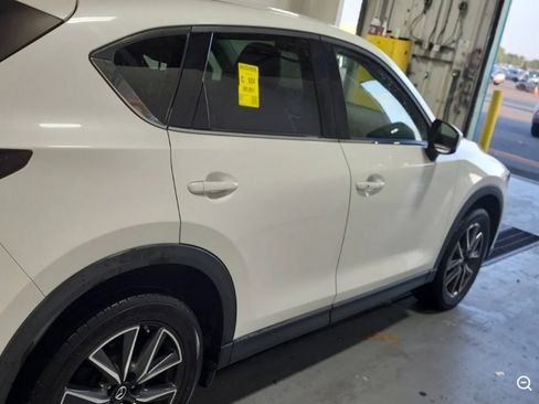 Used 2017 MAZDA CX-5 Grand Touring AWD/4WD image 4