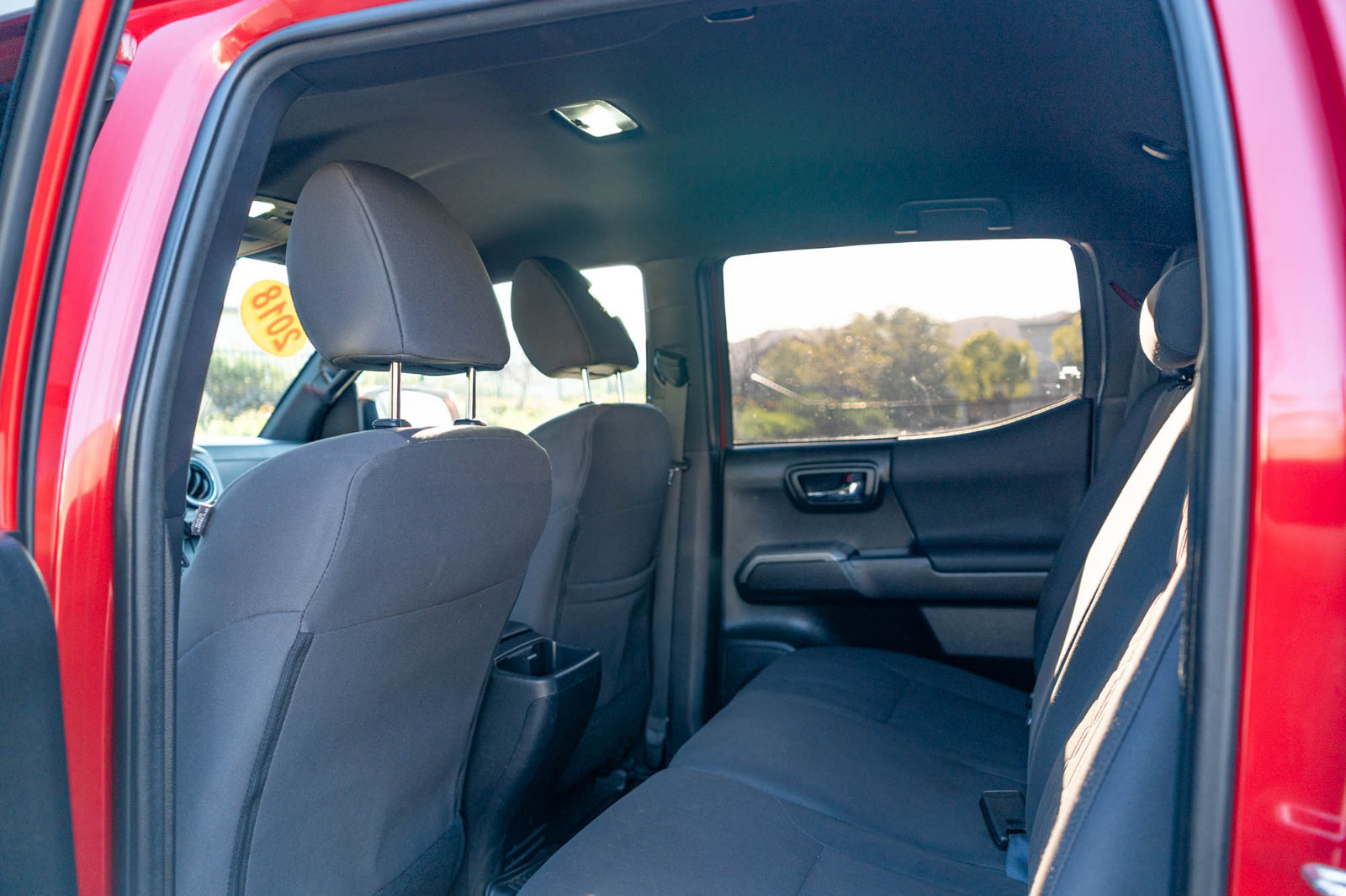 Used 2018 Toyota Tacoma TRD Sport w/ Technology Package RWD image 16