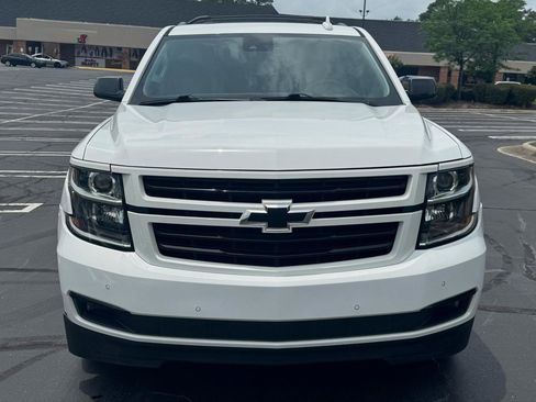 Used 2020 Chevrolet Suburban LT w/ RST Edition AWD/4WD image 8