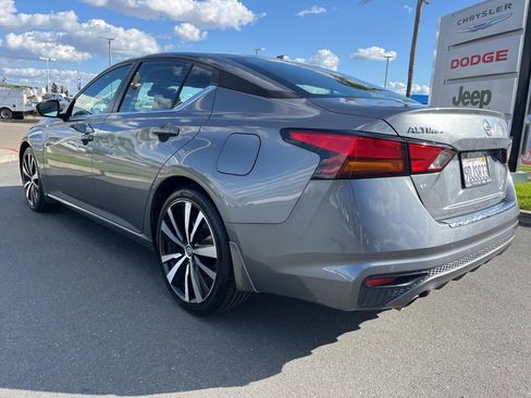 Used 2022 Nissan Altima 2.5 SR image 7