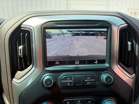 Used 2021 Chevrolet Silverado 1500 LTZ image 37