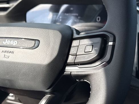 New 2026 Jeep Cherokee Limited AWD/4WD image 25
