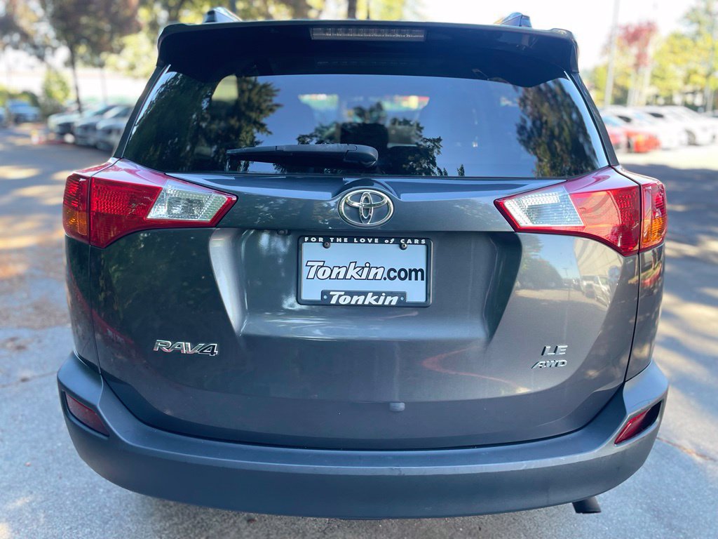 Used 2013 Toyota RAV4 LE AWD/4WD image 5