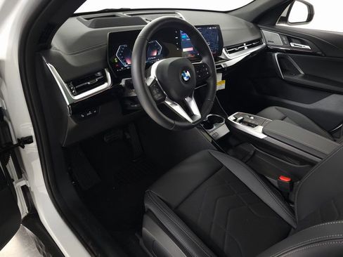 New 2026 BMW X2 xDrive28i w/ Technology Package AWD/4WD image 12