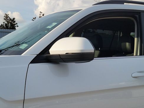Certified 2026 Volkswagen Atlas SE FWD image 13