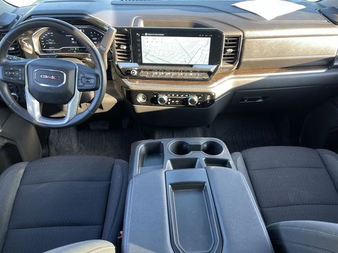 Used 2023 GMC Sierra 1500 SLE image 20