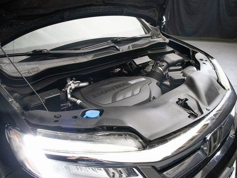 Used 2019 Honda Pilot Touring image 26