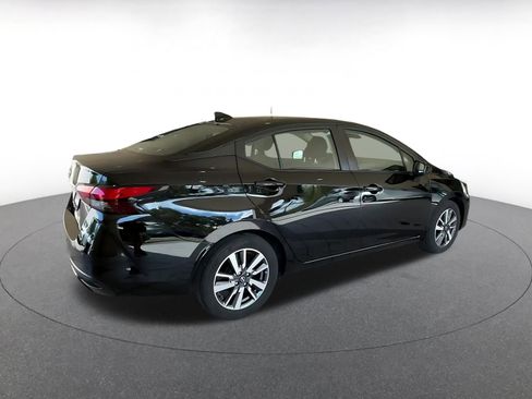 Used 2025 Nissan Versa SV image 15