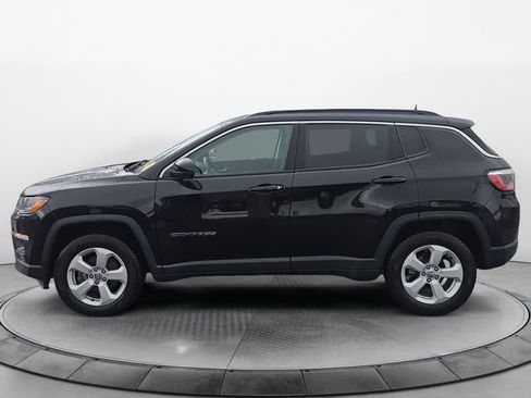 Used 2021 Jeep Compass Latitude AWD/4WD image 2