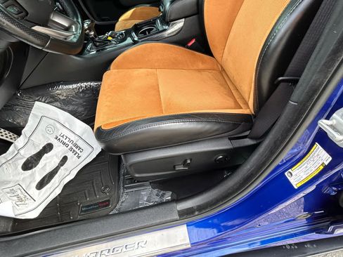 Used 2021 Dodge Charger Scat Pack RWD image 10