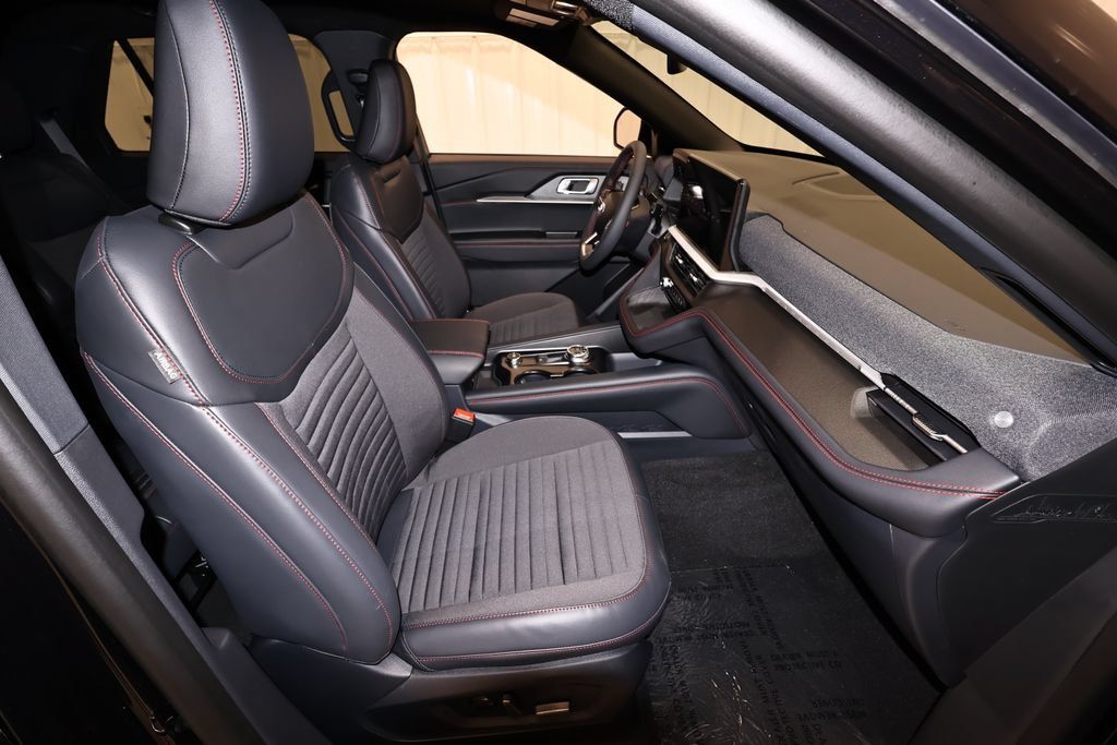 New 2027 Ford Explorer ST-Line w/ Premium Package AWD/4WD image 20