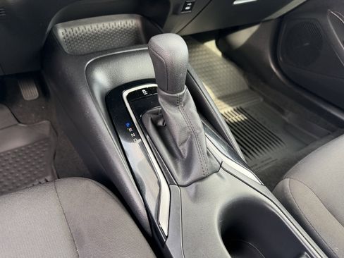 Certified 2024 Toyota Corolla LE image 17