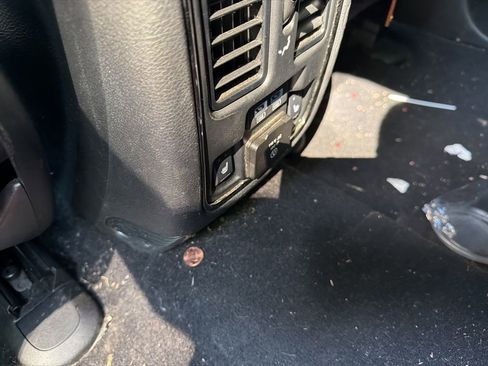 Used 2020 Dodge Durango GT RWD image 13