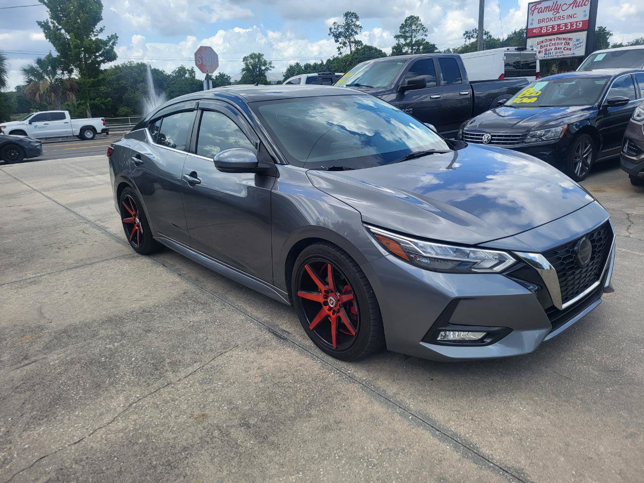 Used 2021 Nissan Sentra SR FWD image 4