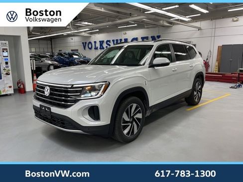 New 2026 Volkswagen Atlas SE image 1
