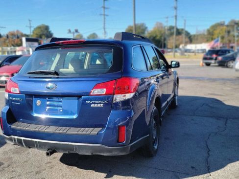 Used 2010 Subaru Outback 2.5i image 13