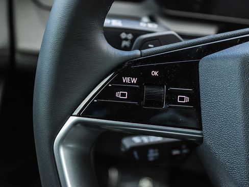 New 2027 Audi Q6 e-tron Premium AWD/4WD image 18
