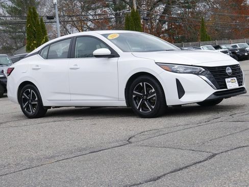 Used 2024 Nissan Sentra SV image 8