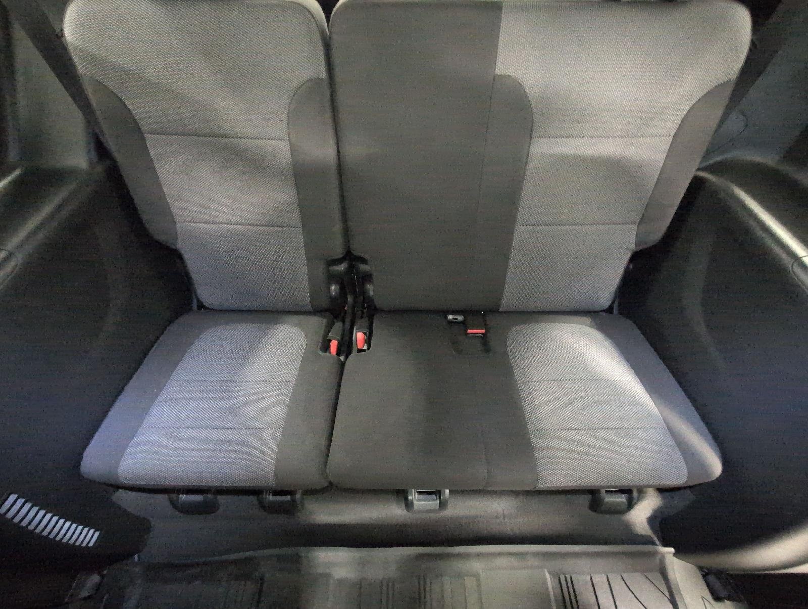 Used 2023 Chevrolet Traverse LT w/ LPO, Floor Liner Package AWD/4WD image 24