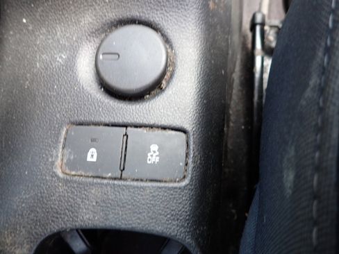 Used 2012 Chevrolet Sonic LT image 34