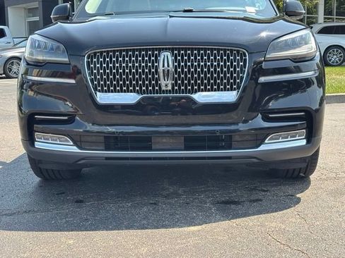 Used 2021 Lincoln Aviator Reserve w/ Equipment Group 201A AWD/4WD image 2